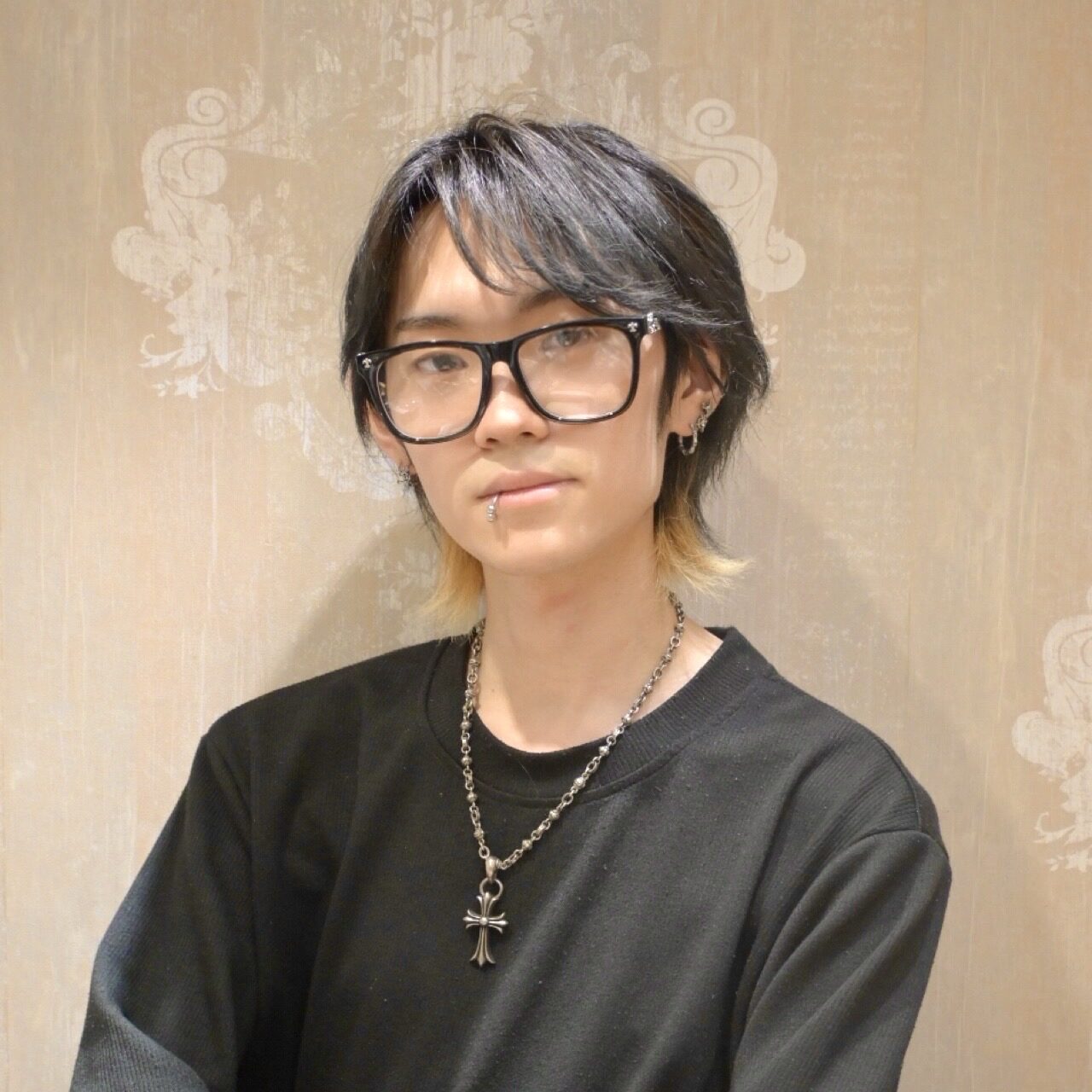 新井 輝